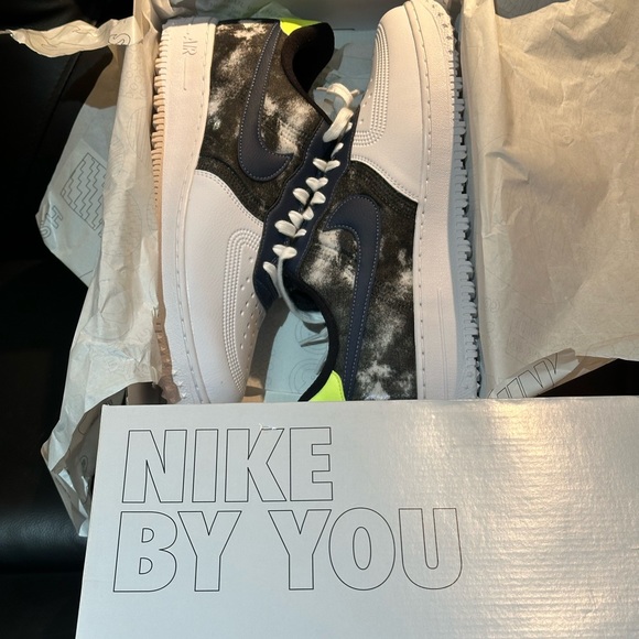 Nike By You Air Force 1 Men’s Sz 11 Custom Made  with og box golf/hike/walk - Picture 2 of 14